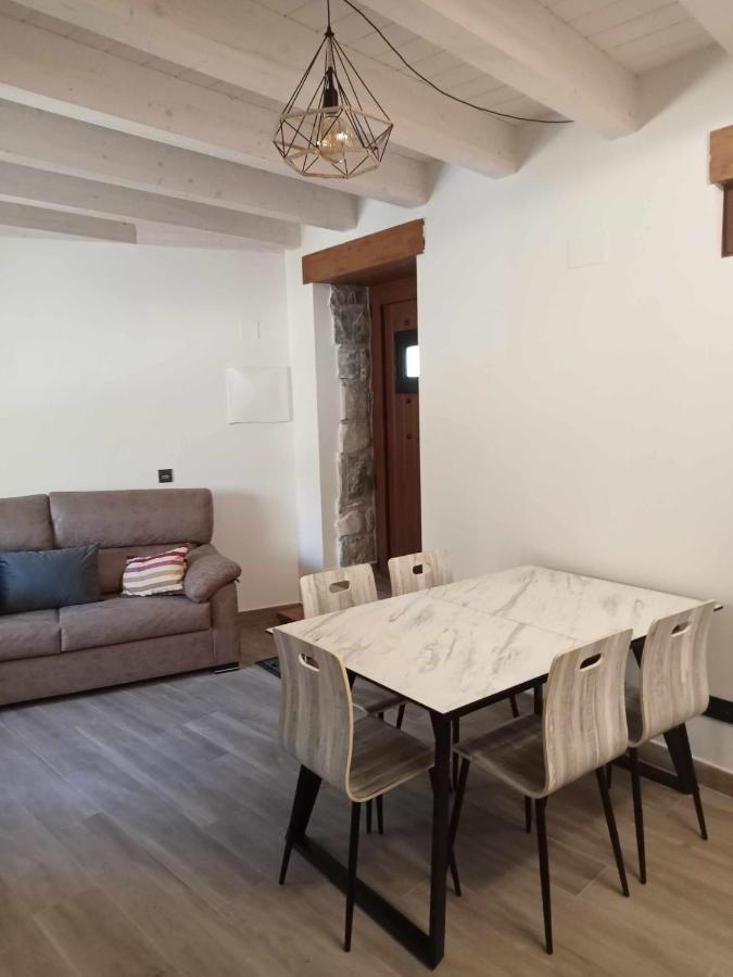 Casitas En Sallent En El Centro Villa Sallent De Gallego Ngoại thất bức ảnh