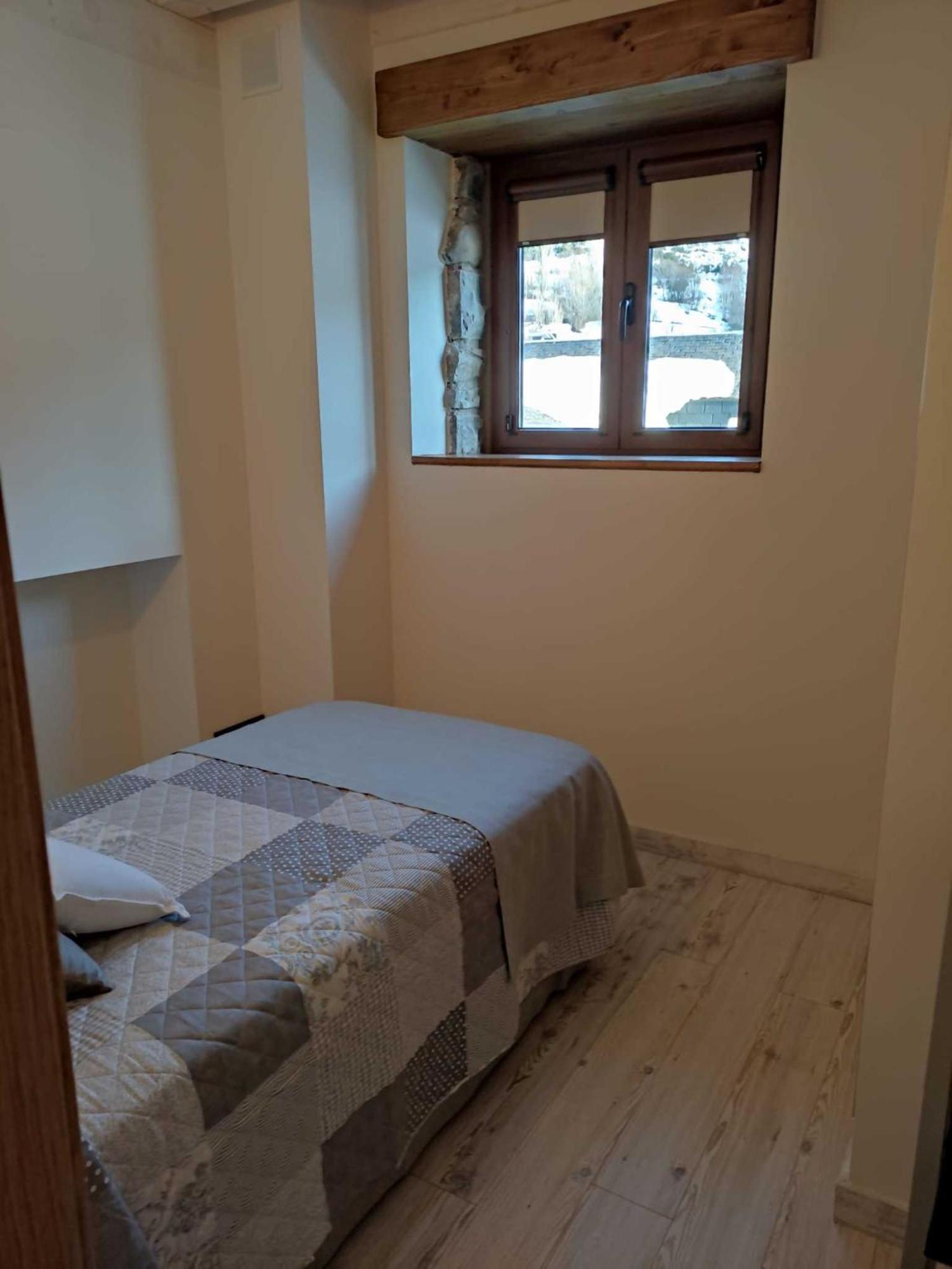 Casitas En Sallent En El Centro Villa Sallent De Gallego Ngoại thất bức ảnh